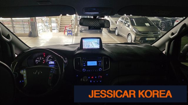 2021 Hyundai The New Grand Starex - Thumbnail 13