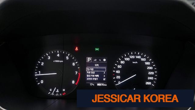 2016 Hyundai LF Sonata - Thumbnail 3