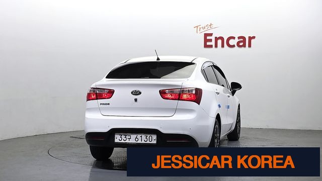 2014 Kia All New Pride - Thumbnail 15