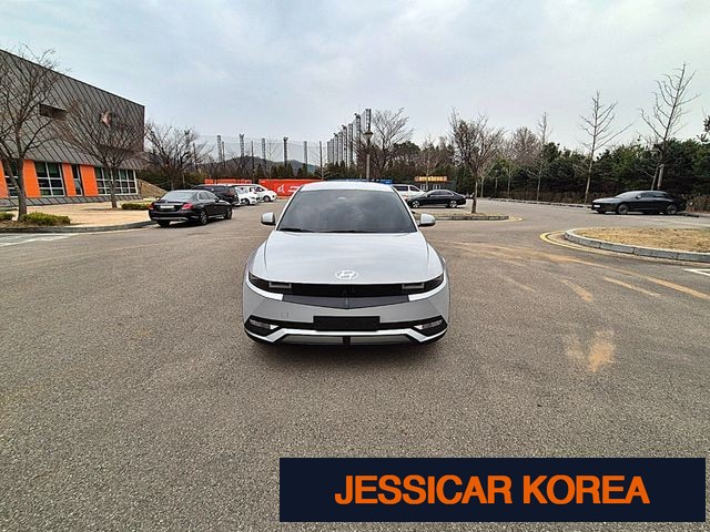 2024 Hyundai Ioniq 5 - Thumbnail 9