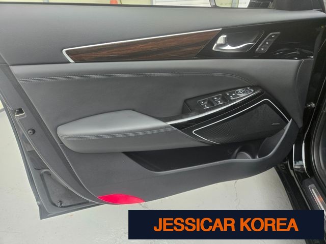 2019 Kia All New K7 Hybrid - Thumbnail 18