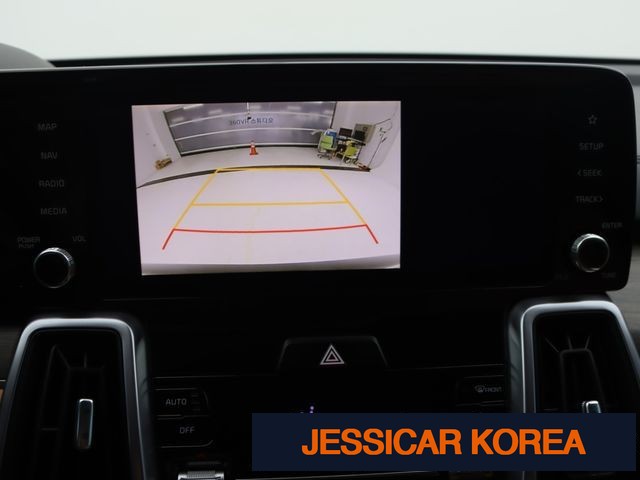 2023 Kia Sorento 4th Gen - Thumbnail 18