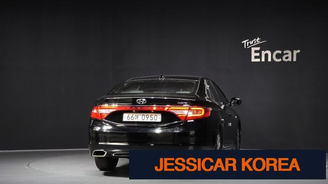 2016 Hyundai Grandeur HG Hybrid - Thumbnail 9