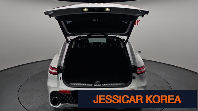 2024 Genesis GV70 - Thumbnail 2