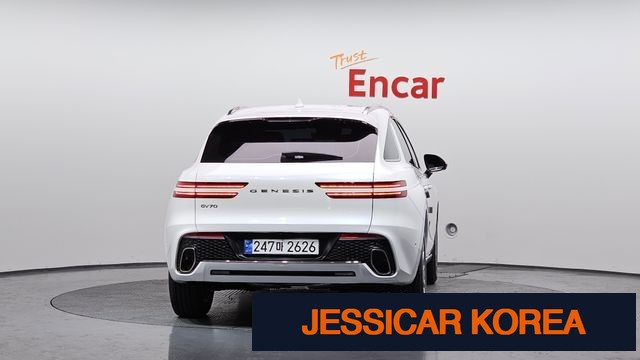 2024 Genesis GV70 - Thumbnail 5