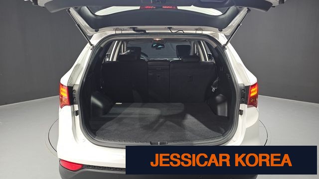 2013 Hyundai Santa Fe DM - Thumbnail 9