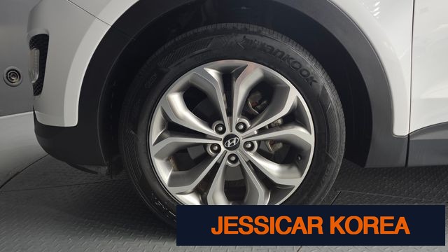 2013 Hyundai Santa Fe DM - Thumbnail 17