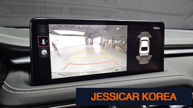 2023 Genesis The New G70 - Thumbnail 8