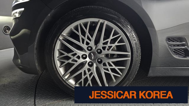 2023 Genesis The New G70 - Thumbnail 20