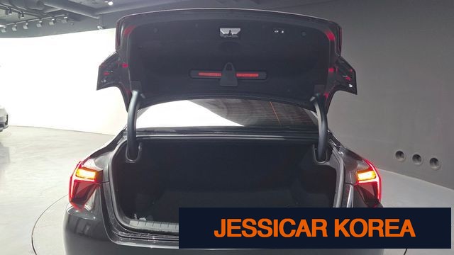 2023 Kia K8 Hybrid - Thumbnail 15
