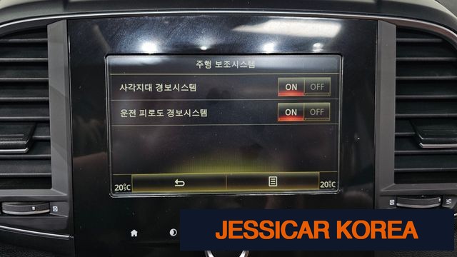 2022 Renault Korea The New QM6 - Thumbnail 4