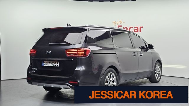 2020 Kia The New Carnival - Thumbnail 2