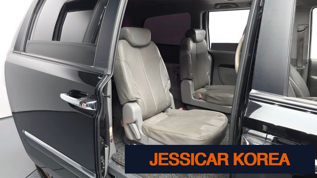 2012 Kia Carnival R - Thumbnail 5