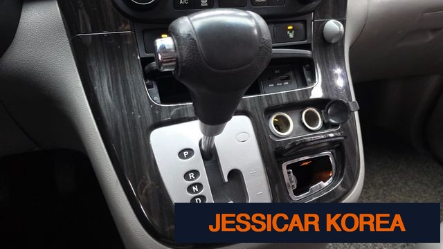 2012 Kia Carnival R - Thumbnail 9