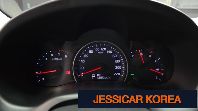 2012 Kia Carnival R - Thumbnail 16