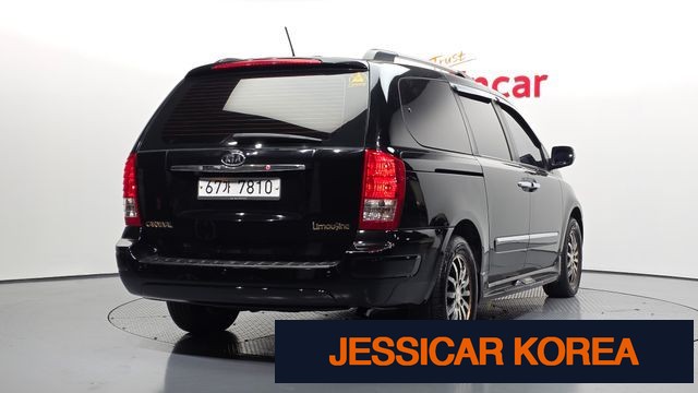 2012 Kia Carnival R - Thumbnail 18