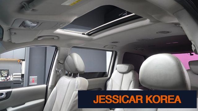 2012 Kia Carnival R - Thumbnail 20