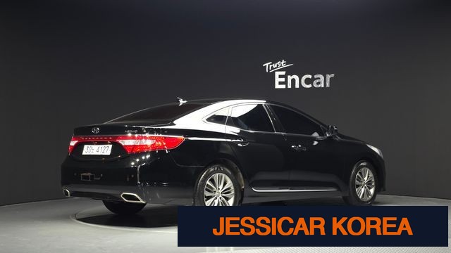 2016 Hyundai Grandeur HG - Thumbnail 16