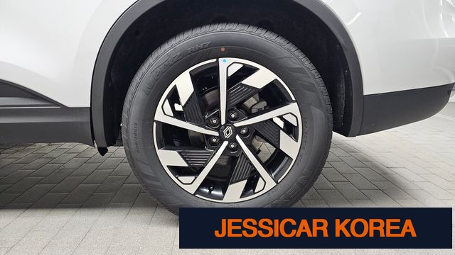 2026 Renault Korea The New QM6 - Thumbnail 13