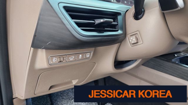 2023 Kia K8 Hybrid - Thumbnail 5