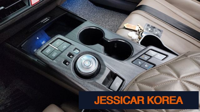 2023 Kia K8 Hybrid - Thumbnail 13