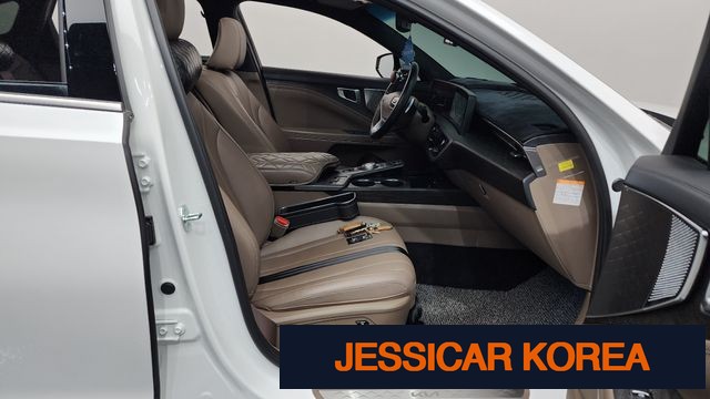 2023 Kia K8 Hybrid - Thumbnail 19