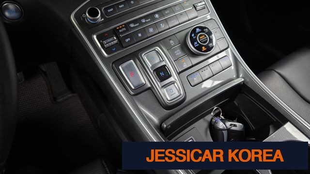 2021 Hyundai The New Santa Fe - Thumbnail 6