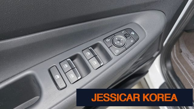 2021 Hyundai The New Santa Fe - Thumbnail 18