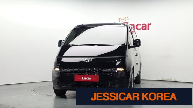 2022 Hyundai Staria - Thumbnail 8