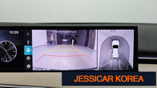 2025 Genesis GV70 - Thumbnail 2
