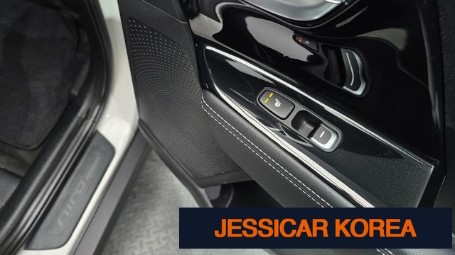 2022 Kia Niro EV - Thumbnail 2