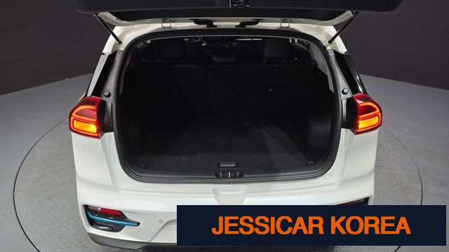 2022 Kia Niro EV - Thumbnail 15