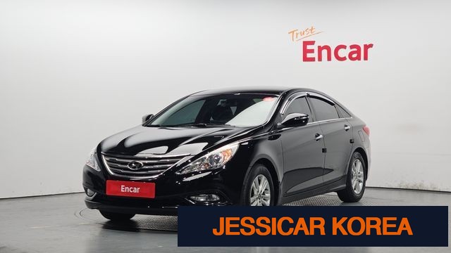 2012 Hyundai YF Sonata - Thumbnail 4
