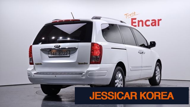 2013 Kia Carnival R - Thumbnail 13