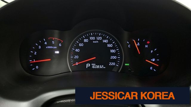 2013 Kia Carnival R - Thumbnail 16