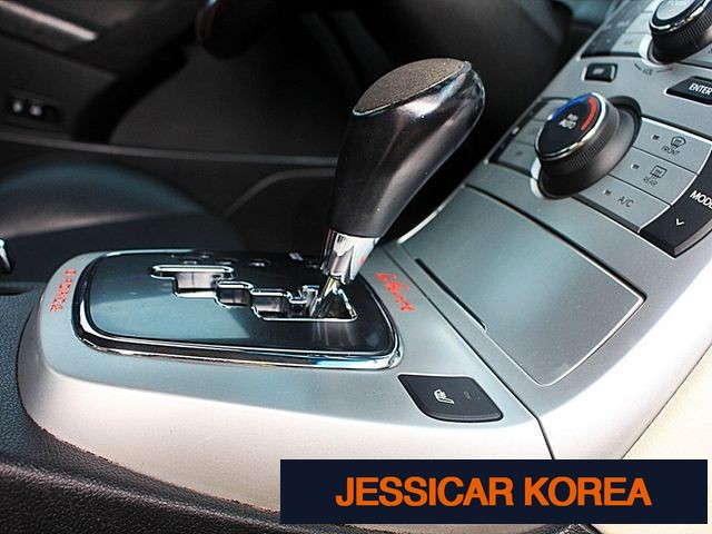2009 Hyundai Genesis Coupe - Thumbnail 3