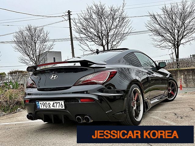 2009 Hyundai Genesis Coupe - Thumbnail 4