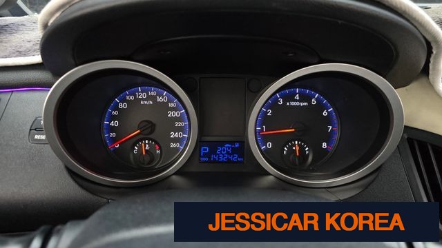 2009 Hyundai Genesis Coupe - Thumbnail 18