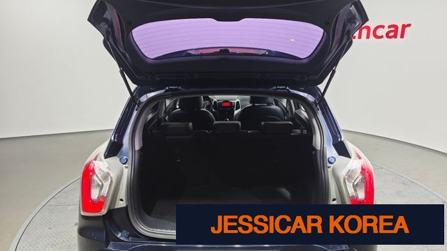 2016 KG Mobility Tivoli - Thumbnail 9