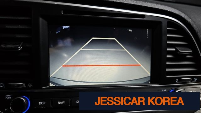 2017 Hyundai Avante AD - Thumbnail 8
