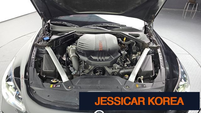 2018 Kia Stinger - Thumbnail 2