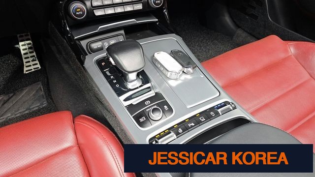 2018 Kia Stinger - Thumbnail 9