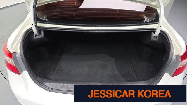 2010 Renault Korea New SM5 - Thumbnail 11