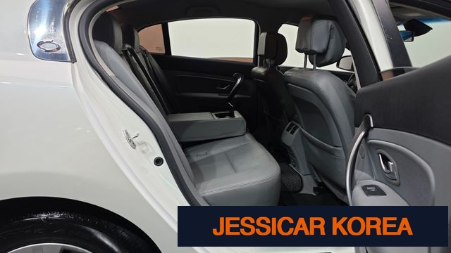 2010 Renault Korea New SM5 - Thumbnail 12