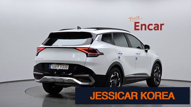 2022 Kia Sportage 5th Gen - Thumbnail 4
