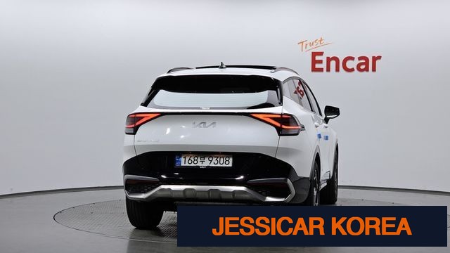 2022 Kia Sportage 5th Gen - Thumbnail 6
