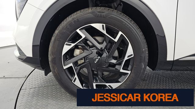 2022 Kia Sportage 5th Gen - Thumbnail 8