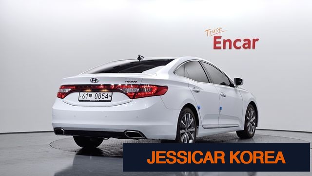 2016 Hyundai Grandeur HG - Thumbnail 12