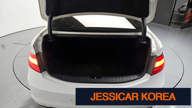 2016 Hyundai Grandeur HG - Thumbnail 18
