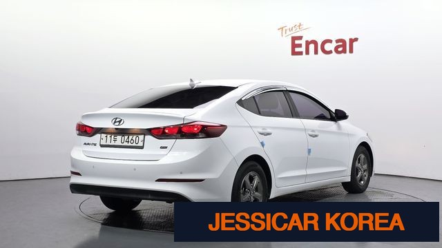 2017 Hyundai Avante AD - Thumbnail 2